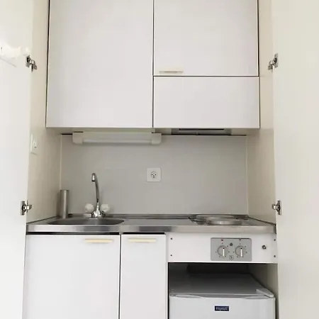 Leon Steps From Hb Station Appartement *